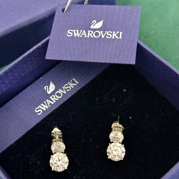 Amazon.com: Swarovski Una Angelic Drop Pierced Earrings with  Swarovski drop earrings